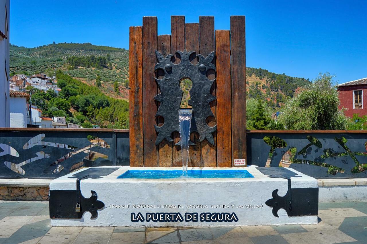 La Vieja Parra Guest House La Puerta de Segura Exterior photo