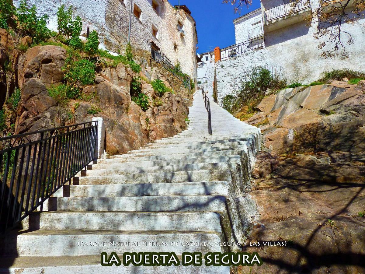 La Vieja Parra Guest House La Puerta de Segura Exterior photo